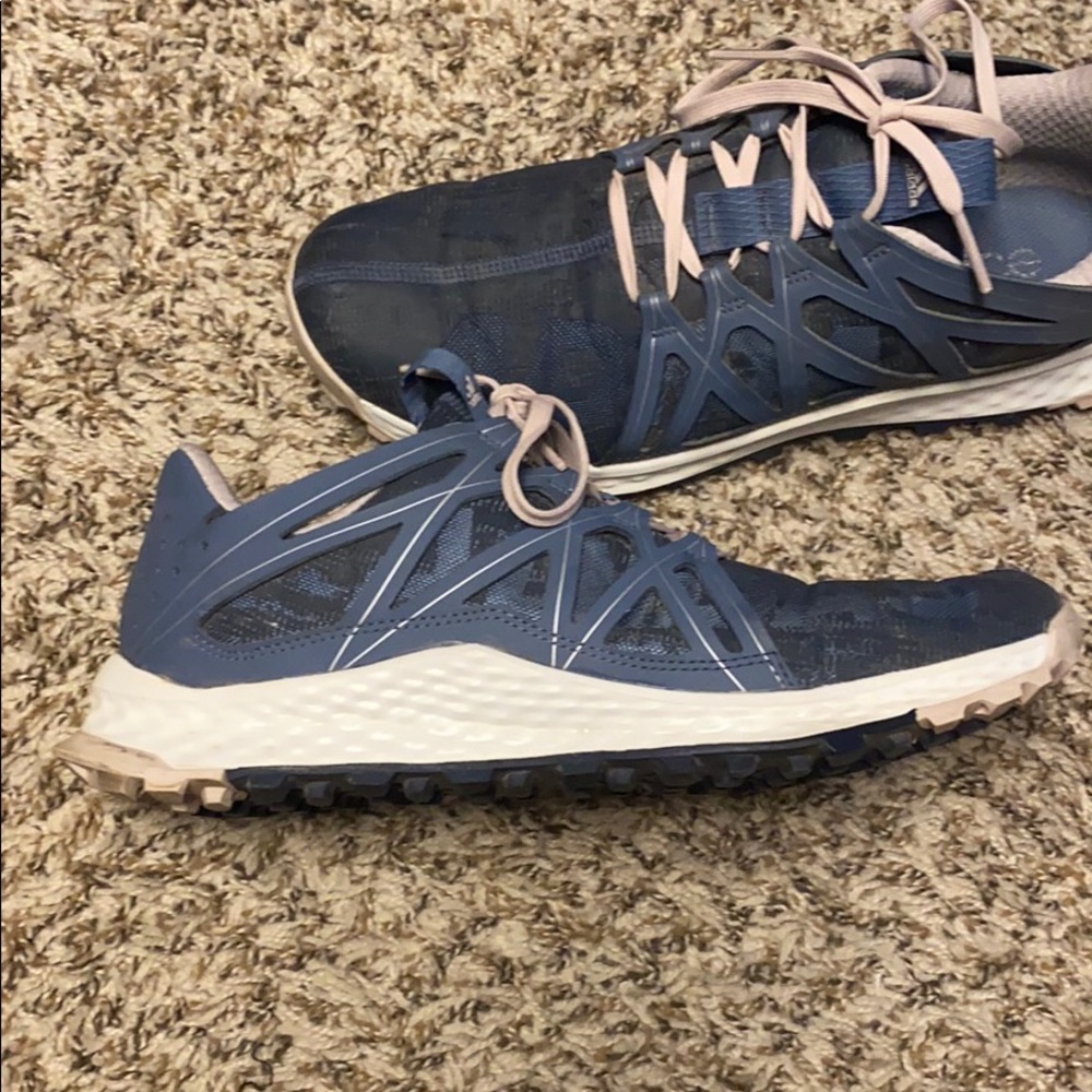 Adidas Tennis Shoe